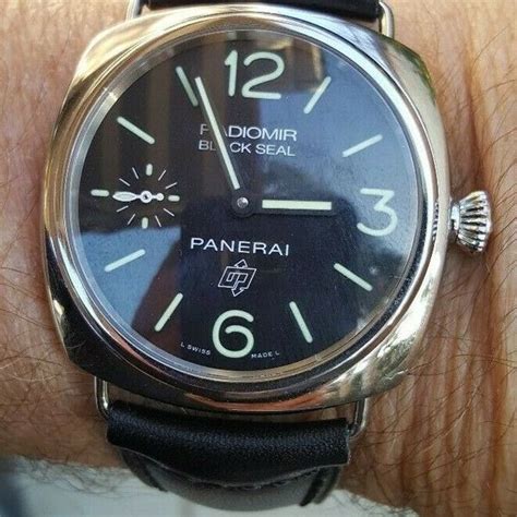 panerai firenze 1860 black seal|Close.